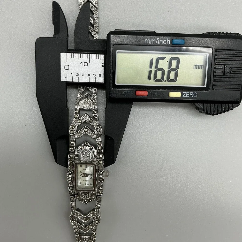Geneva Platinum 3049 Womens Watch 17mm Silver Tone Marcasite New Battery 6.75